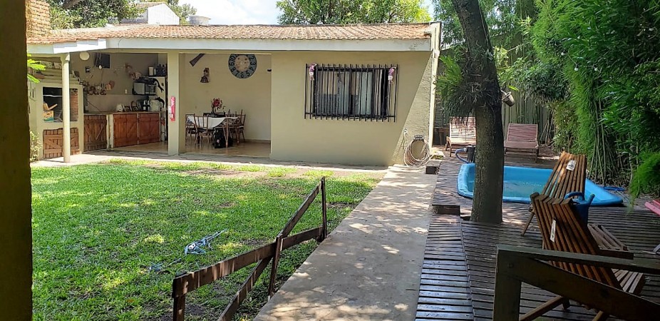 CHALET BARRIO ALAS 
