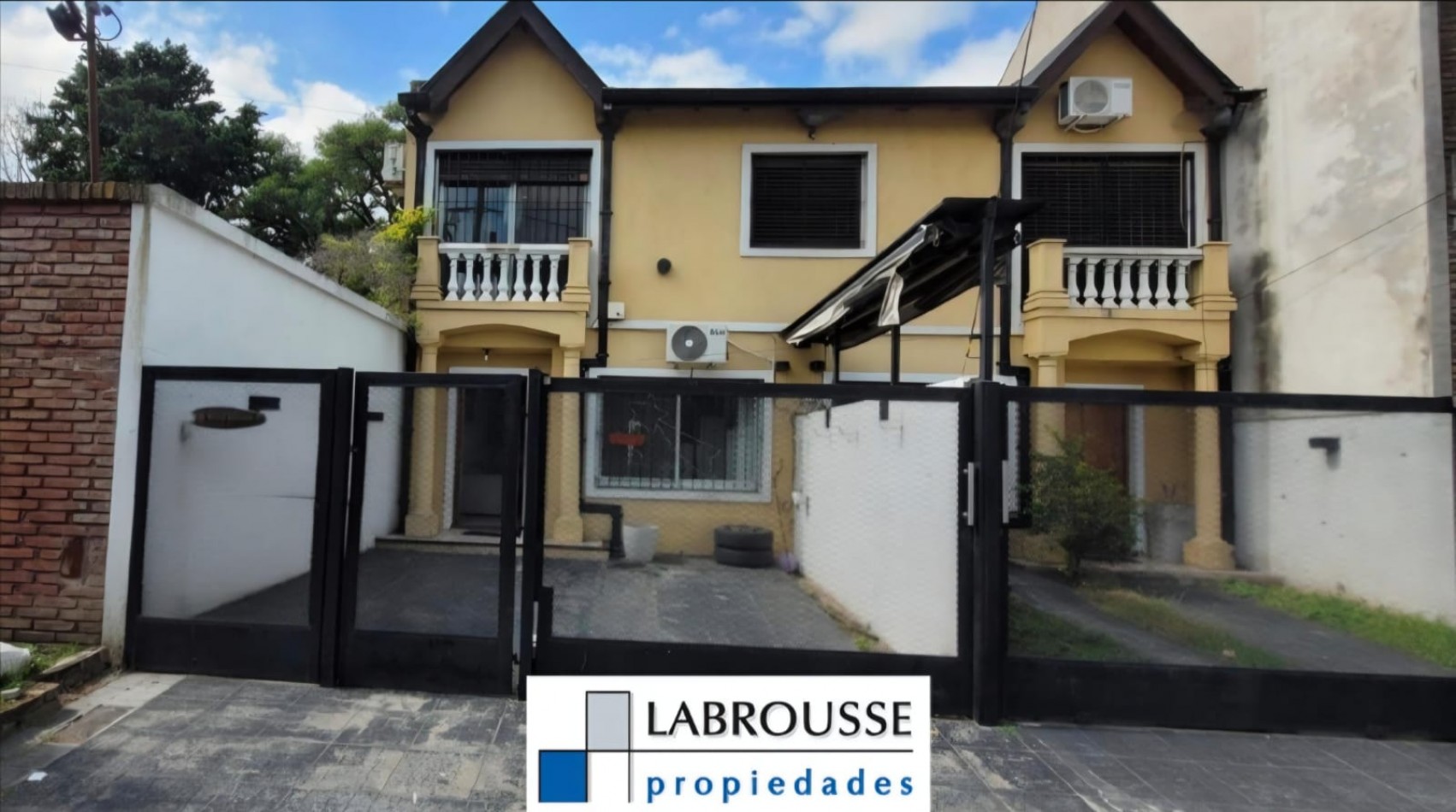 Venta Duplex-Casa Ciudad evita , piscina 