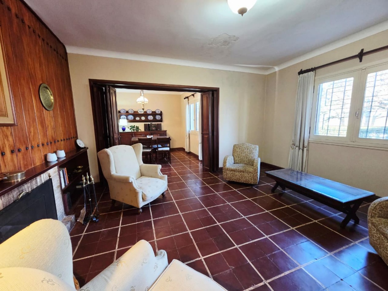 VENTA CASA 4 AMBIENTES CIUDAD EVITA